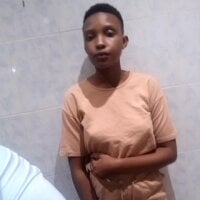 LeeCaramelのオフラインチャットルーム