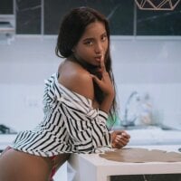 EveeQueen1 webcam model