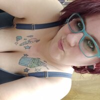 LynnStarling's Offline Chat Room