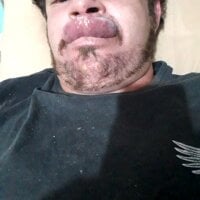 cachopa1234's Offline Chat Room