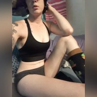 bottomboi33's Offline Chat Room