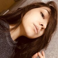 CharmingSelena's Offline Chat Room