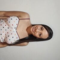 MadelaineIn Chat Room offline