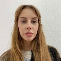 ห้องแชทออฟไลน์ของ TayaAdams