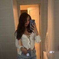 Ever_glow webcam model