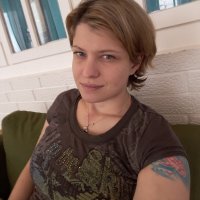 DianeSweetLove's Offline Chat Room