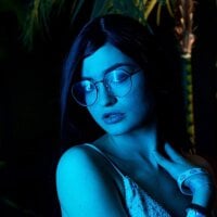 AmyMillerf's Offline Chat Room