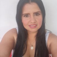klaraLeysa's Offline Chat Room