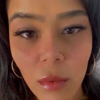 CharliButterflii webcam model