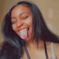 officiallylani's Offline Chat Room