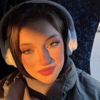 Tiny_tunessLive Webcam