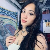 MichellSanchezz webcam model