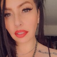 LOVELYBREEANNA143's Avatar Pic