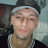 strtyuiob webcam