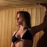 ElinaDeluxe webcam