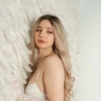 _sophielov webcam
