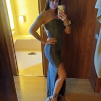 Alexis21821 webcam model