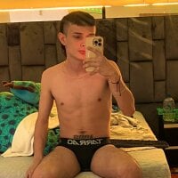 DiegoTwinkX webcam model