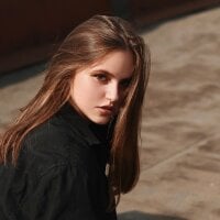 Charming_Sunset's Offline Chat Room