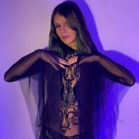 aki_green18 webcam model