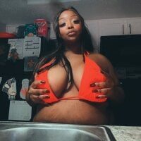 HOTMILFKATIEE webcam model