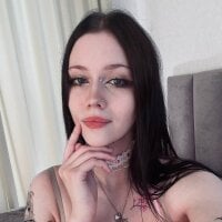 ElletteGrimshaw webcam model