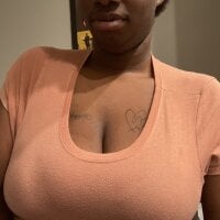 hoopluv00 webcam model