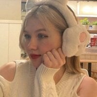 eva_fash1onista webcam model