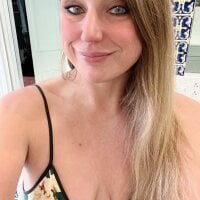 goddess_chloe Offline Chatrum