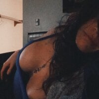 maylay_arch's Offline Chat Room