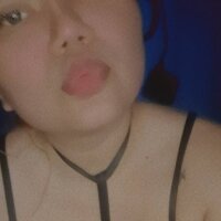 Estrella-l's Offline Chat Room