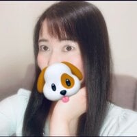 YukaのSTRIPCHATライブがエロさ爆発💥 パンツ丸見えからマンコ疼くアングルまで、興奮が止まらない夜🌙