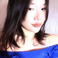 Asian_Vi's Avatar Pic