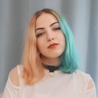 AdrianaMarquez webcam model