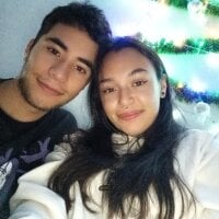 Lisa_and_Chris2's Offline Chat Room