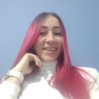 ChanelMooret Adlı Modelin Çevrimdışı Sohbet Odası