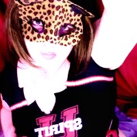 rosiemae69's Offline Chat Room