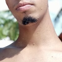 DickAnonimous' Offline Chat Room