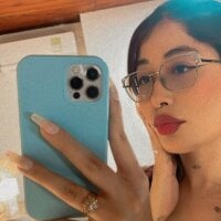 Alhara_Luna webcam model