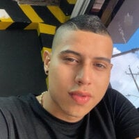hamiltondalhouse's Offline Chat Room