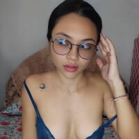 kisababyy's Offline Chat Room