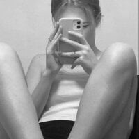 louisekaissa webcam model