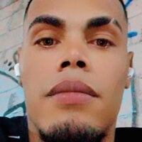 javier0990 webcam model