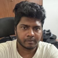 Worldwideshows13 webcam