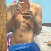 BlackAssCumTwink webcam