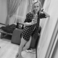 Liya_Fire's Offline Chat Room