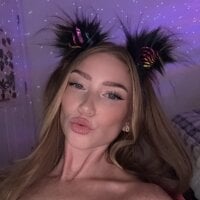 Goddess_Kelli's Offline Chat Room