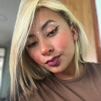 Khalessy_baby2 webcam model