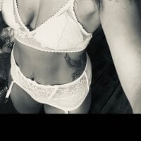 brunettebarbie_69 offline chatrum