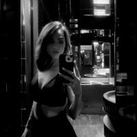 strawberry_milkshake webcam